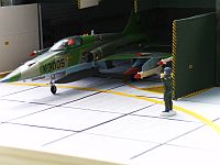 F-5 F-5